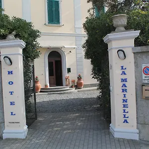 ** Otel La Marinella İtalya