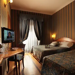 3* Otel Hs 311