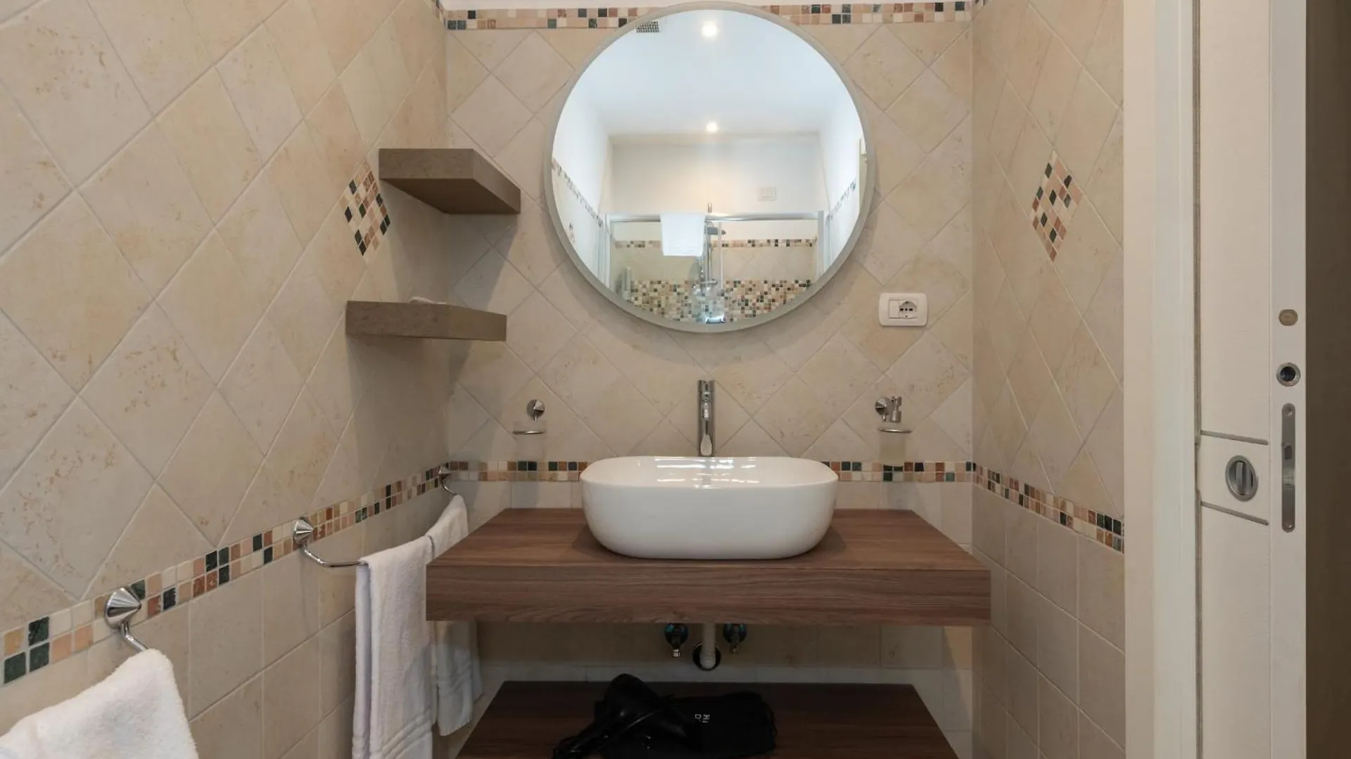 Guest house Nox